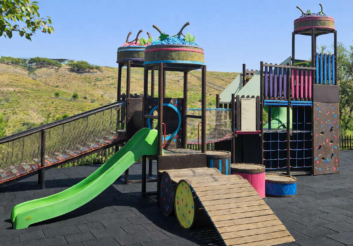 Playground El Aviario